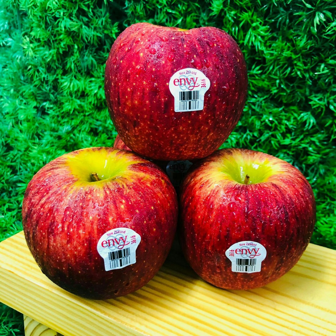 Envy Apple